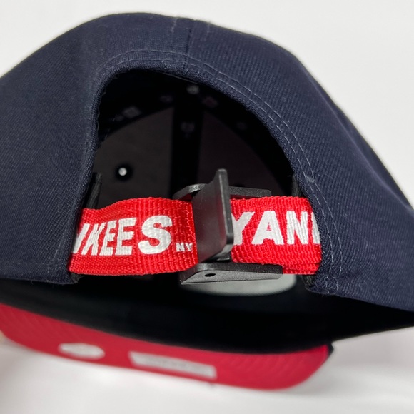 YANKEES 🔥🔥 NEW ERA 9FIFTY Slim Crown Navy World Series Strapback Hat $34… - Picture 12 of 15